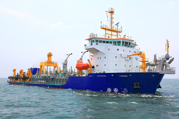 疏浚挖泥设备油缸