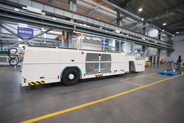 水运设备举升机液压系统